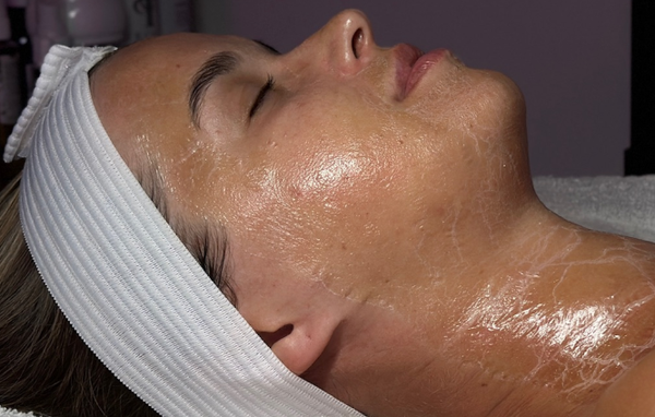 Luxe Lift Facial